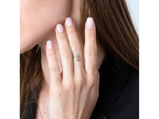 Anillo de Plata y Oro Enchapado con Dos Cruces