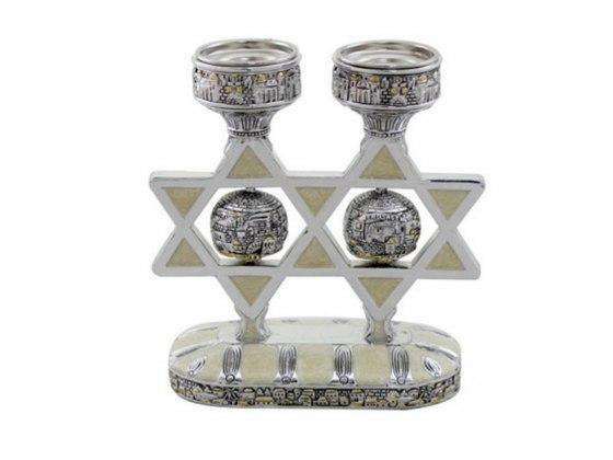 Candelabros decorados con la Estrella de David y grabados con Jerusalén - Compraenisrael