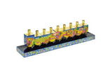 Menorah de Janucá realizada con Dreidels en madera con motivo Jerusalén y Granadas - Compraenisrael