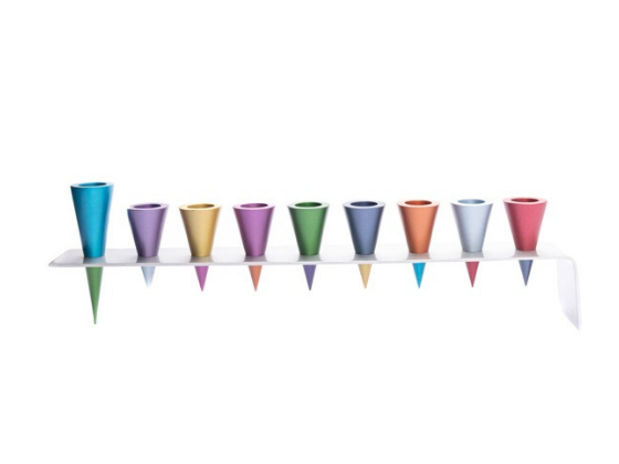 Menorah de Janucá en aluminio con Conos Multicolor
