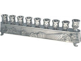 Menorah de Janucá niquelada grabada con las Murallas de Jerusalén - Compraenisrael