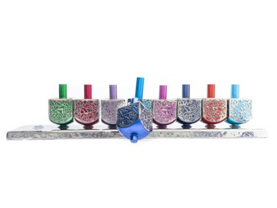 Menorah de Janucá realizada con Dreidels en Aluminio Multicolor