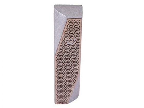 Mezuzá decorada con Estrellas de David en corte geométrico - Compraenisrael