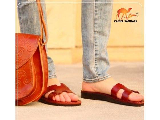 Sandalia de cuero con una cinta calada confeccionada a mano Avishai - Compraenisrael