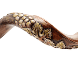 Shofar Tipo Yemenita con la Planta de la Vid grabada - Compraenisrael