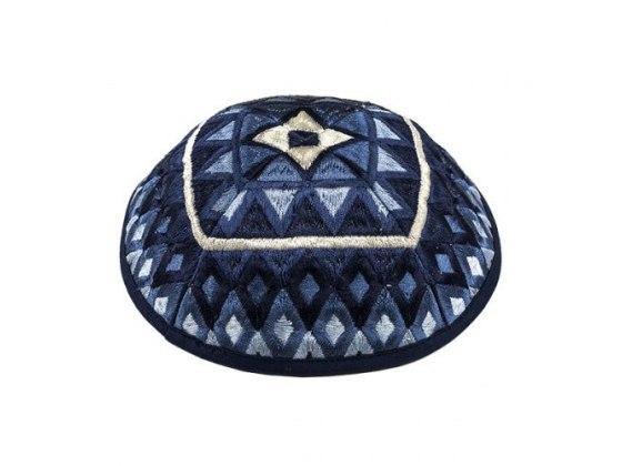 Talit bordado con diseño de cuadrados azules con Kipa - Compraenisrael