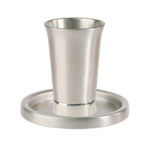 Copa de Kidush con plato realizados en aluminio plateado anodizado - Compraenisrael