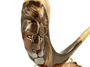 Shofar corto pintado a mano por Sarit Romano L - León  de Judá marrón - Compraenisrael